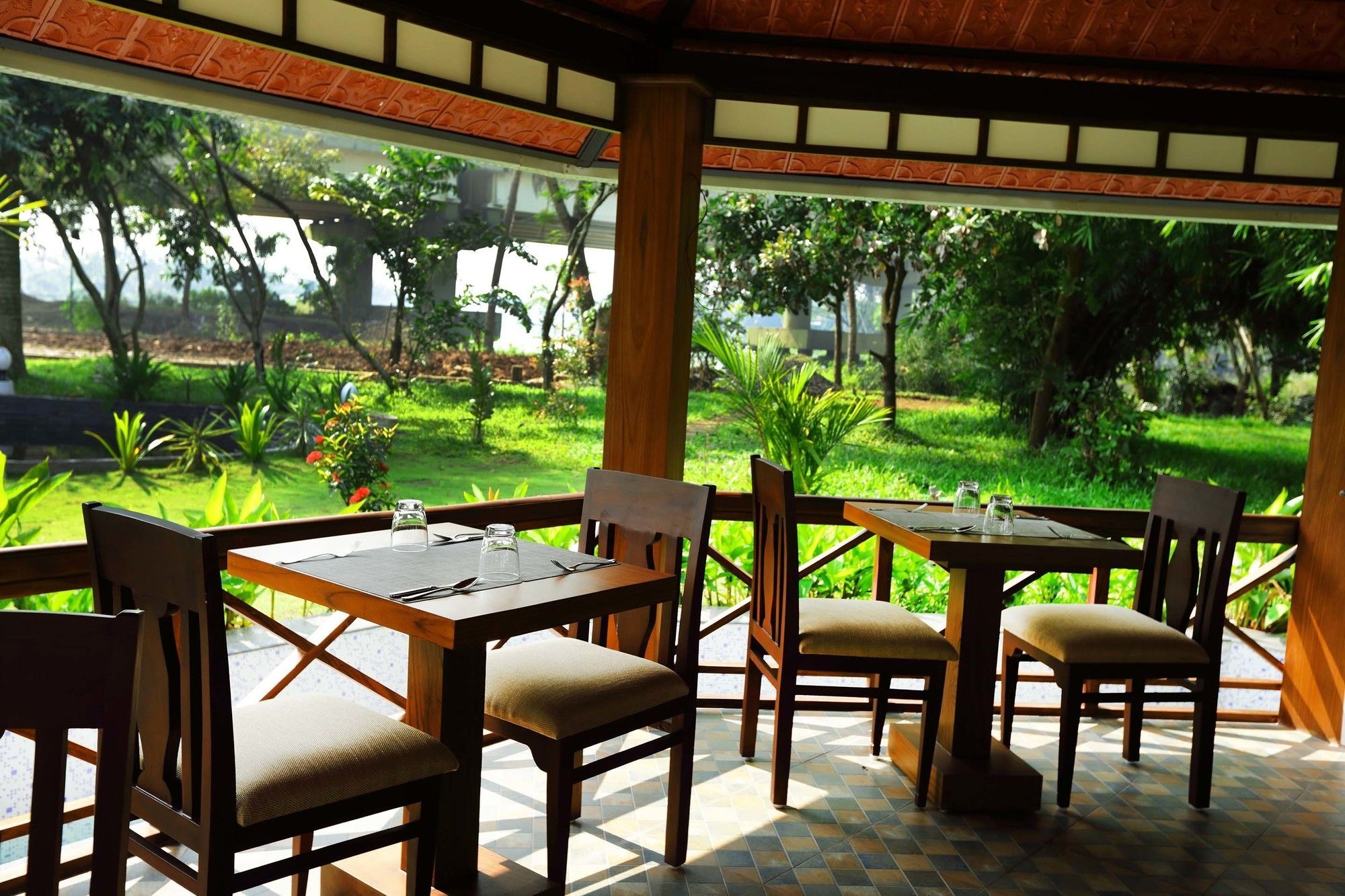 Nihara Resort And Spa Kochi Eksteriør bilde